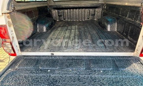 Buy Used Toyota Hilux White Car in Windhoek in Namibia Buy Used Toyota Hilux White Car in Windhoek in Namibia