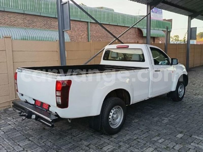 Big with watermark isuzu kb namibia windhoek 24396