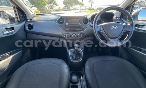 Buy Used Hyundai i10 White Car in Gobabis in Omaheke Buy Used Hyundai i10 White Car in Gobabis in Omaheke