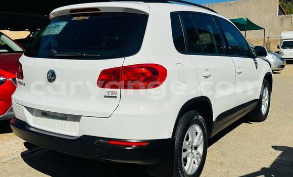 Buy Used Volkswagen Tiguan White Car in Windhoek in Namibia Buy Used Volkswagen Tiguan White Car in Windhoek in Namibia