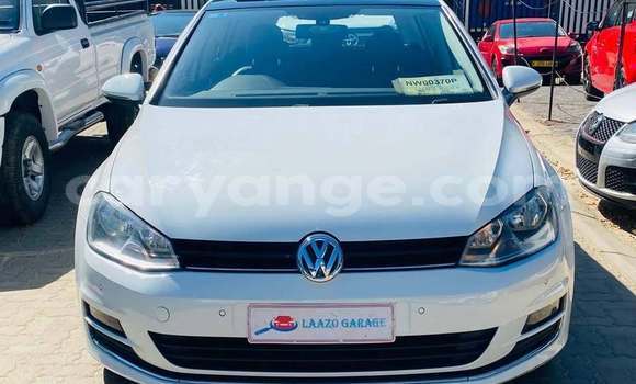 Acheter Occasion Voiture Volkswagen Golf Blanc à Windhoek, Namibie