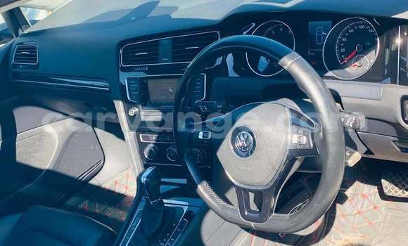 Buy Used Volkswagen Golf White Car in Windhoek in Namibia Buy Used Volkswagen Golf White Car in Windhoek in Namibia