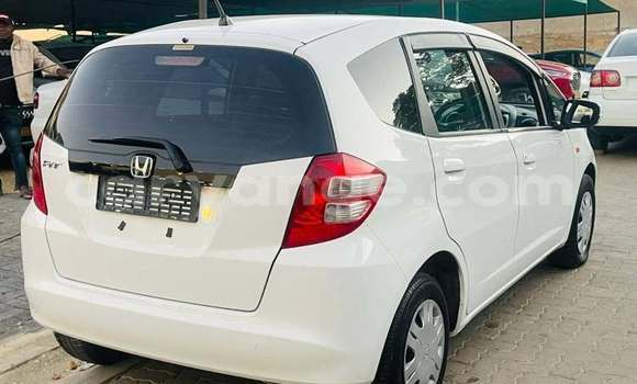 Buy Used Honda FIT White Car in Windhoek in Namibia Buy Used Honda FIT White Car in Windhoek in Namibia