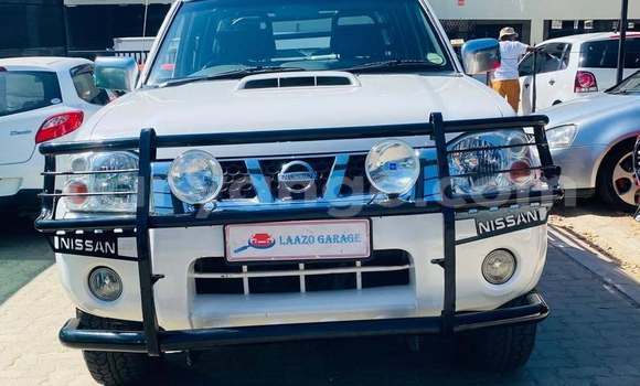 Buy Used Nissan NP 300 White Car in Windhoek in Namibia