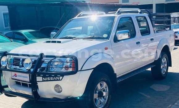 Buy Used Nissan NP 300 White Car in Windhoek in Namibia Buy Used Nissan NP 300 White Car in Windhoek in Namibia