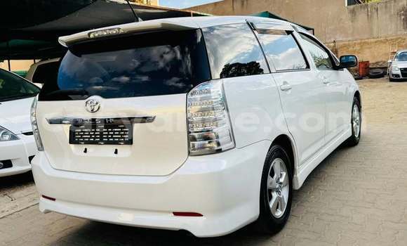 Buy Used Toyota Wish White Car in Windhoek in Namibia Buy Used Toyota Wish White Car in Windhoek in Namibia