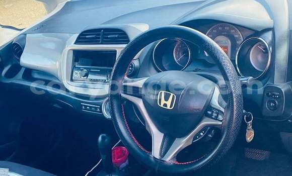 Buy Used Honda FIT Blue Car in Windhoek in Namibia Buy Used Honda FIT Blue Car in Windhoek in Namibia