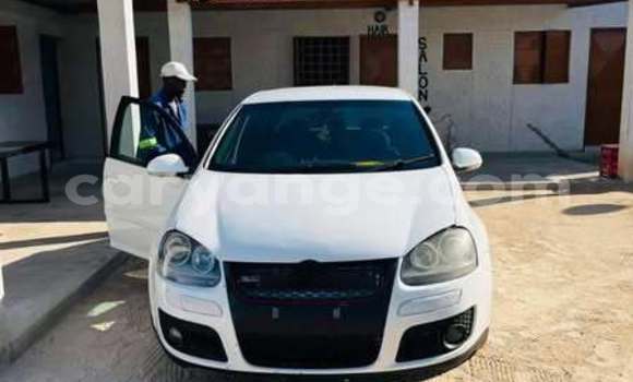 Buy Used Volkswagen Golf White Car in Windhoek in Namibia Buy Used Volkswagen Golf White Car in Windhoek in Namibia
