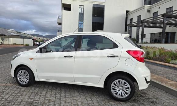 Acheter Occasion Voiture Ford Fiesta Blanc à Gobabis, Omaheke Acheter Occasion Voiture Ford Fiesta Blanc à Gobabis, Omaheke