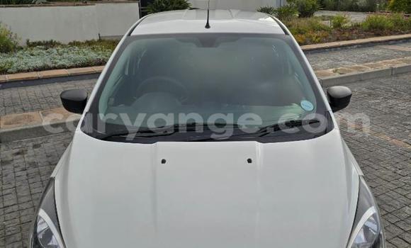 Acheter Occasion Voiture Ford Fiesta Blanc à Gobabis, Omaheke Acheter Occasion Voiture Ford Fiesta Blanc à Gobabis, Omaheke