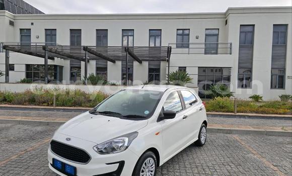 Acheter Occasion Voiture Ford Fiesta Blanc à Gobabis, Omaheke Acheter Occasion Voiture Ford Fiesta Blanc à Gobabis, Omaheke