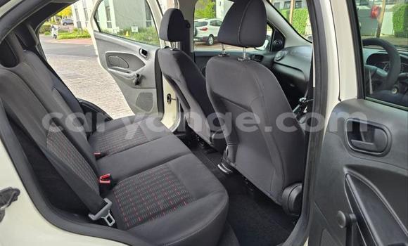 Acheter Occasion Voiture Ford Fiesta Blanc à Gobabis, Omaheke Acheter Occasion Voiture Ford Fiesta Blanc à Gobabis, Omaheke