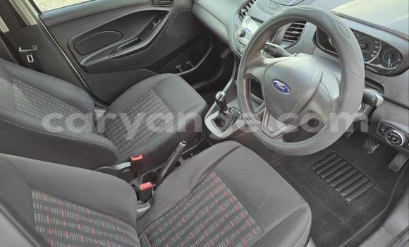 Acheter Occasion Voiture Ford Fiesta Blanc à Gobabis, Omaheke Acheter Occasion Voiture Ford Fiesta Blanc à Gobabis, Omaheke