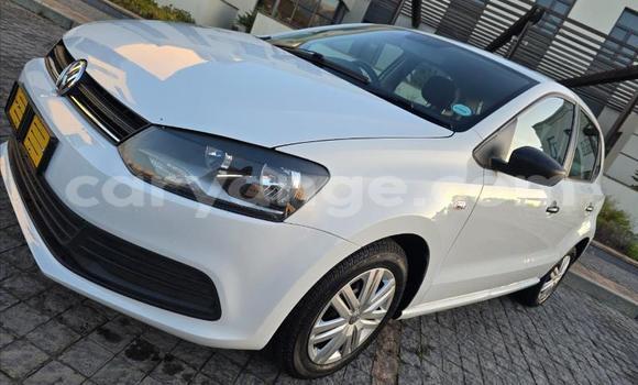 Acheter Occasion Voiture Volkswagen Polo Blanc à Gobabis, Omaheke Acheter Occasion Voiture Volkswagen Polo Blanc à Gobabis, Omaheke