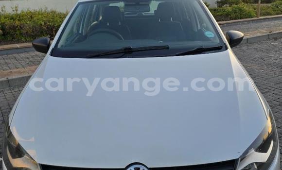Acheter Occasion Voiture Volkswagen Polo Blanc à Gobabis, Omaheke Acheter Occasion Voiture Volkswagen Polo Blanc à Gobabis, Omaheke