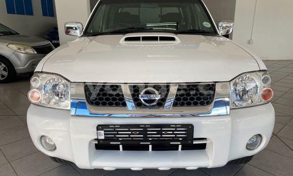 Buy Used Nissan NP 300 White Car in Windhoek in Namibia Buy Used Nissan NP 300 White Car in Windhoek in Namibia