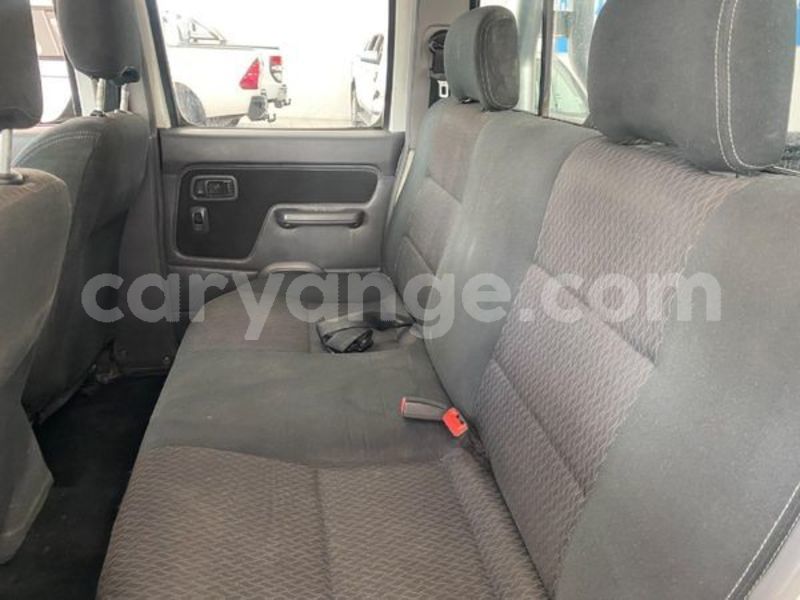 Big with watermark nissan np 300 namibia windhoek 24478