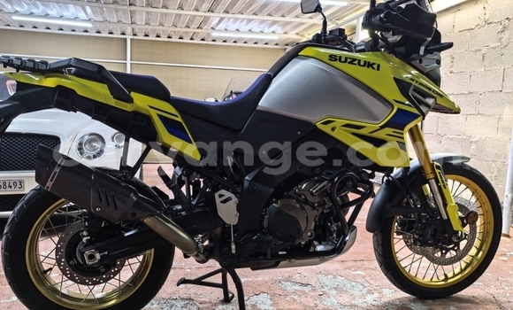 Buy Used Suzuki V-Strom Beige Bike in Windhoek in Namibia Buy Used Suzuki V-Strom Beige Bike in Windhoek in Namibia