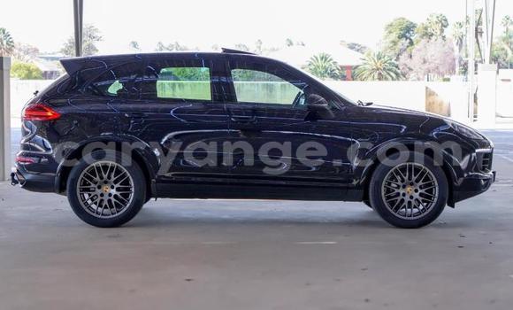 Acheter Occasion Voiture Porsche Cayenne Noir à Gobabis, Omaheke Acheter Occasion Voiture Porsche Cayenne Noir à Gobabis, Omaheke