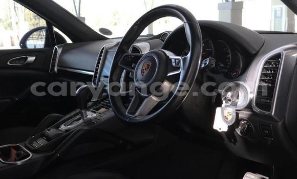 Acheter Occasion Voiture Porsche Cayenne Noir à Gobabis, Omaheke Acheter Occasion Voiture Porsche Cayenne Noir à Gobabis, Omaheke