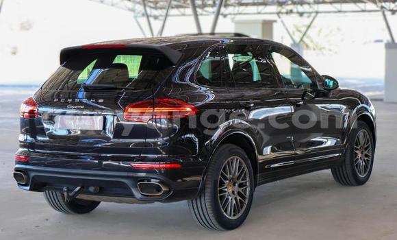 Acheter Occasion Voiture Porsche Cayenne Noir à Gobabis, Omaheke Acheter Occasion Voiture Porsche Cayenne Noir à Gobabis, Omaheke