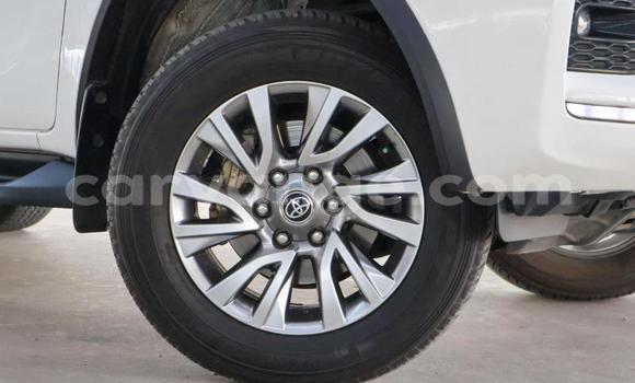 Acheter Occasion Voiture Toyota Fortuner Blanc à Gobabis, Omaheke Acheter Occasion Voiture Toyota Fortuner Blanc à Gobabis, Omaheke