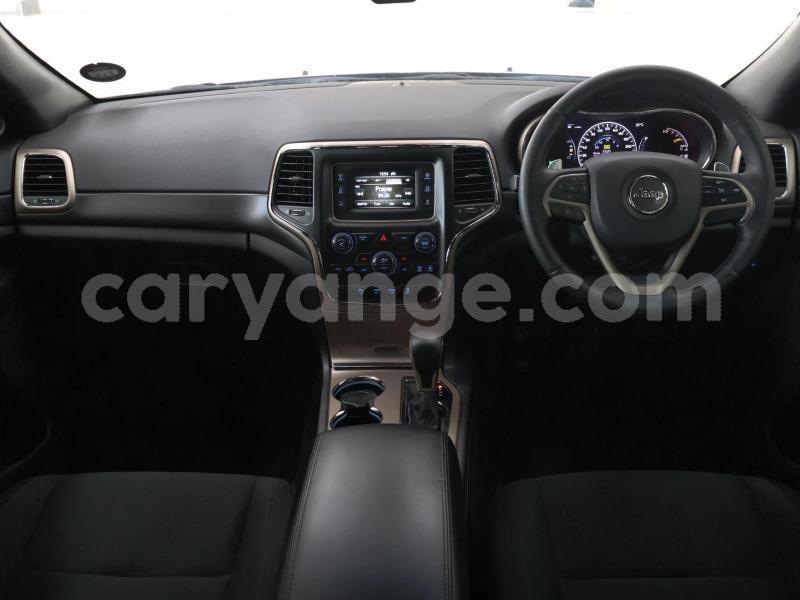 Big with watermark jeep grand cherokee omaheke gobabis 24571