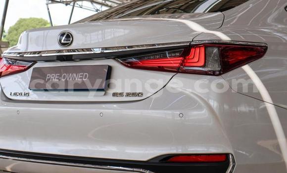 Acheter Occasion Voiture Lexus ES Blanc à Gobabis, Omaheke Acheter Occasion Voiture Lexus ES Blanc à Gobabis, Omaheke