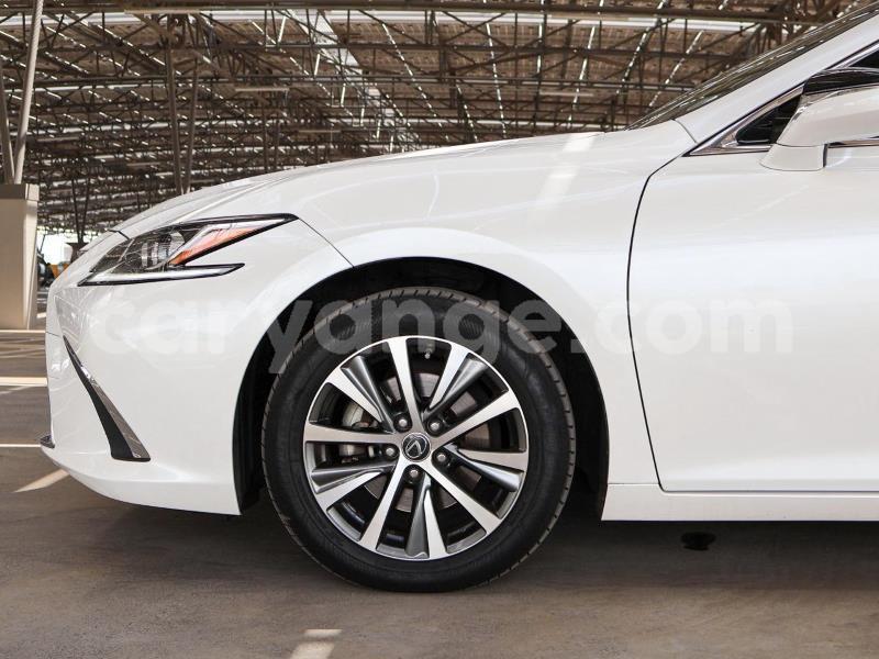 Big with watermark lexus es omaheke gobabis 24572