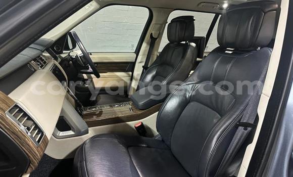 Acheter Occasion Voiture Land Rover Range Rover Bleu à Gobabis, Omaheke Acheter Occasion Voiture Land Rover Range Rover Bleu à Gobabis, Omaheke