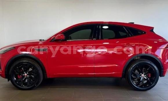 Acheter Occasion Voiture Jaguar E-Pace Rouge à Gobabis, Omaheke Acheter Occasion Voiture Jaguar E-Pace Rouge à Gobabis, Omaheke