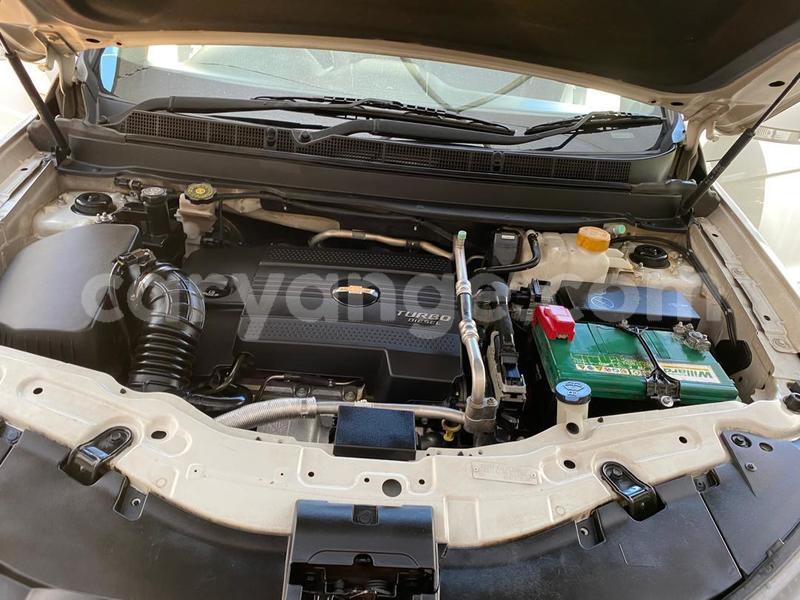 Big with watermark chevrolet captiva namibia windhoek 24618