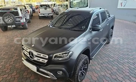 Buy Used Mercedes-Benz AMG GLC Silver Car in Gobabis in Omaheke Buy Used Mercedes-Benz AMG GLC Silver Car in Gobabis in Omaheke