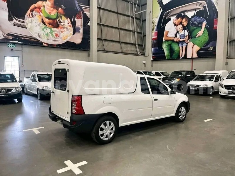 Big with watermark nissan np 300 omaheke gobabis 24631