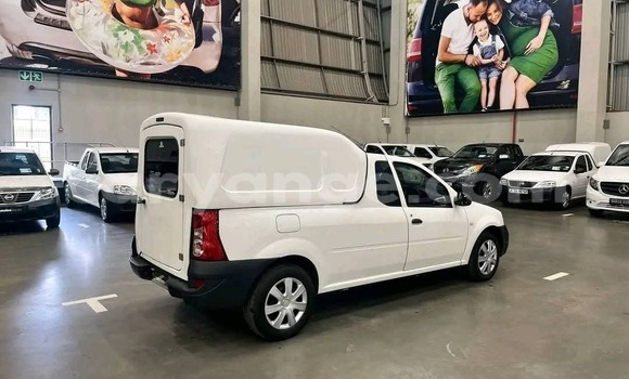 Buy Used Nissan NP 300 White Car in Gobabis in Omaheke Buy Used Nissan NP 300 White Car in Gobabis in Omaheke