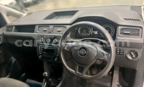 Buy Used Nissan NP 300 White Car in Gobabis in Omaheke Buy Used Nissan NP 300 White Car in Gobabis in Omaheke