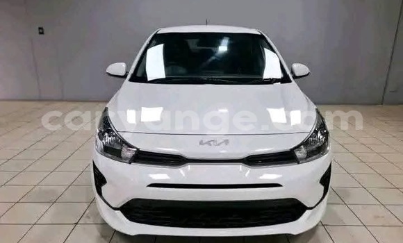 Buy Used Kia Rio White Car in Gobabis in Omaheke Buy Used Kia Rio White Car in Gobabis in Omaheke