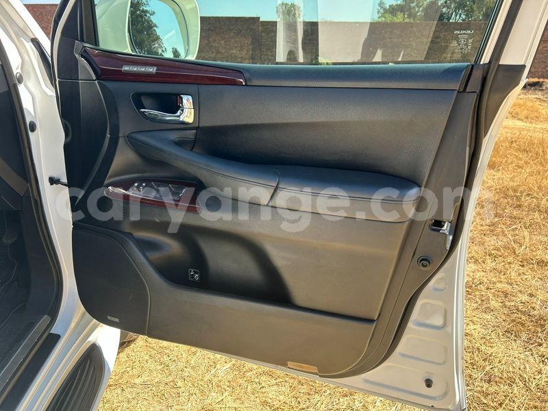 Big with watermark lexus lx 570 namibia windhoek 24649