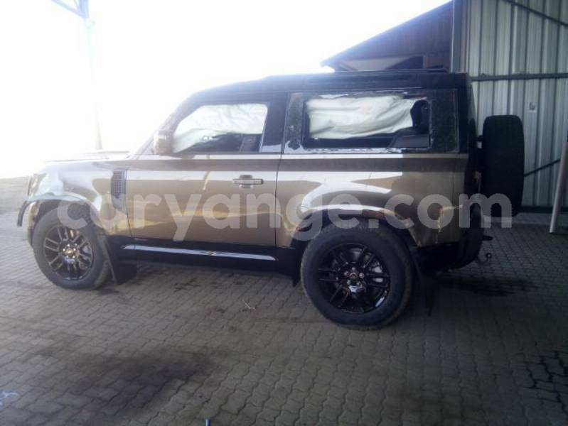 Big with watermark land rover defender namibia windhoek 24650