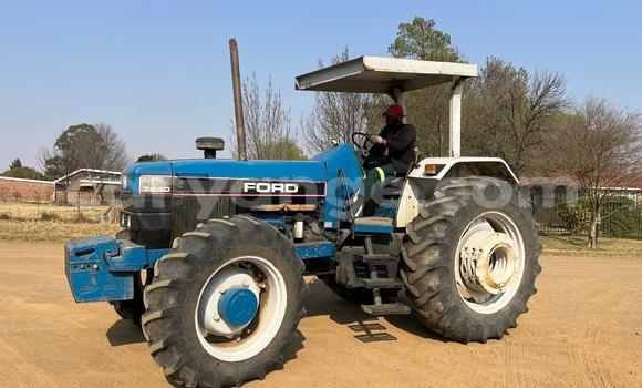 Buy Used Ford Aerostar Blue Car in Windhoek in Namibia