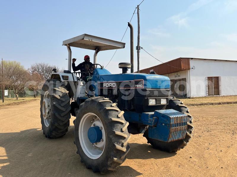 Big with watermark ford aerostar namibia windhoek 24651