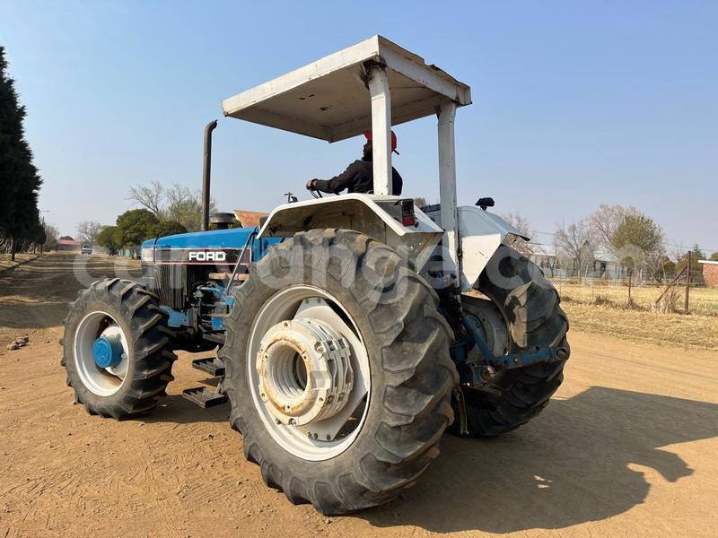 Big with watermark ford aerostar namibia windhoek 24651