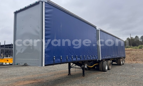 Buy Used Volvo FH10 Blue Truck in Windhoek in Namibia Buy Used Volvo FH10 Blue Truck in Windhoek in Namibia