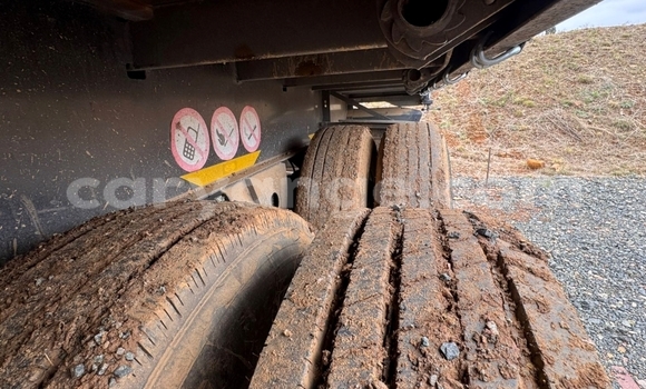 Buy Used Volvo FH10 Blue Truck in Windhoek in Namibia Buy Used Volvo FH10 Blue Truck in Windhoek in Namibia