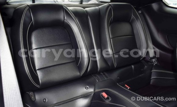 Acheter Import Voiture Ford Mustang Noir à Import - Dubai, Namibie Acheter Import Voiture Ford Mustang Noir à Import - Dubai, Namibie