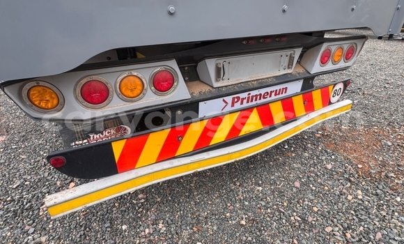 Buy Used Volvo FH10 Blue Truck in Windhoek in Namibia Buy Used Volvo FH10 Blue Truck in Windhoek in Namibia