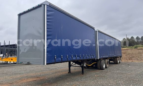 Buy Used Volvo FH10 Blue Truck in Windhoek in Namibia Buy Used Volvo FH10 Blue Truck in Windhoek in Namibia