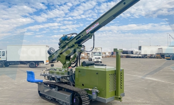 Buy Used Caterpillar 120 Green Truck in Windhoek in Namibia Buy Used Caterpillar 120 Green Truck in Windhoek in Namibia