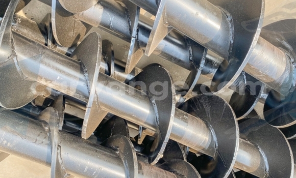 Buy Used Caterpillar 120 Green Truck in Windhoek in Namibia Buy Used Caterpillar 120 Green Truck in Windhoek in Namibia