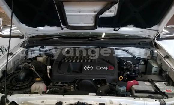 Acheter Occasion Voiture Toyota Hilux Blanc à Gobabis, Omaheke Acheter Occasion Voiture Toyota Hilux Blanc à Gobabis, Omaheke